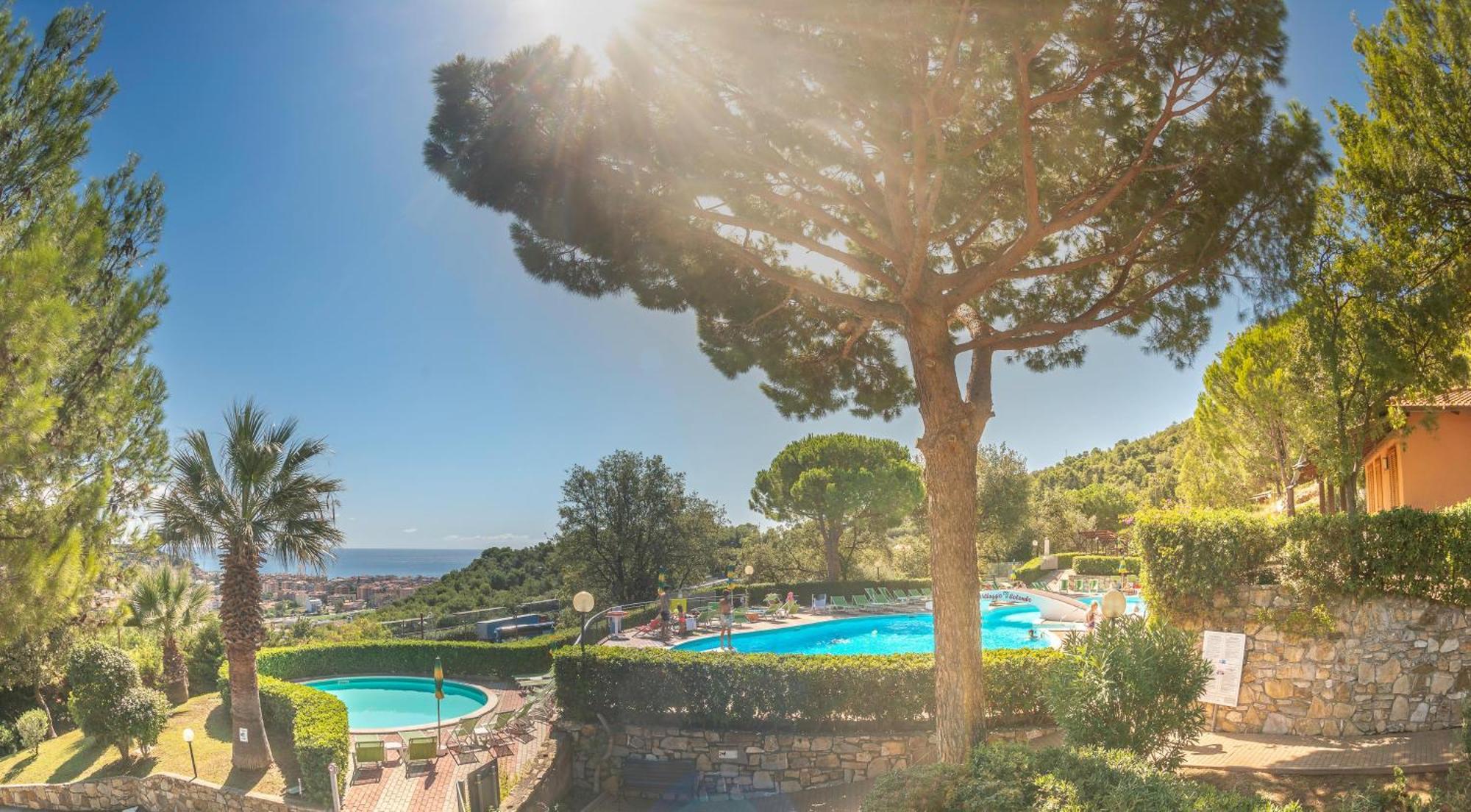 Villino Garden & Pool Hotel Marina dʼMarina dʼAndora Kültér fotó